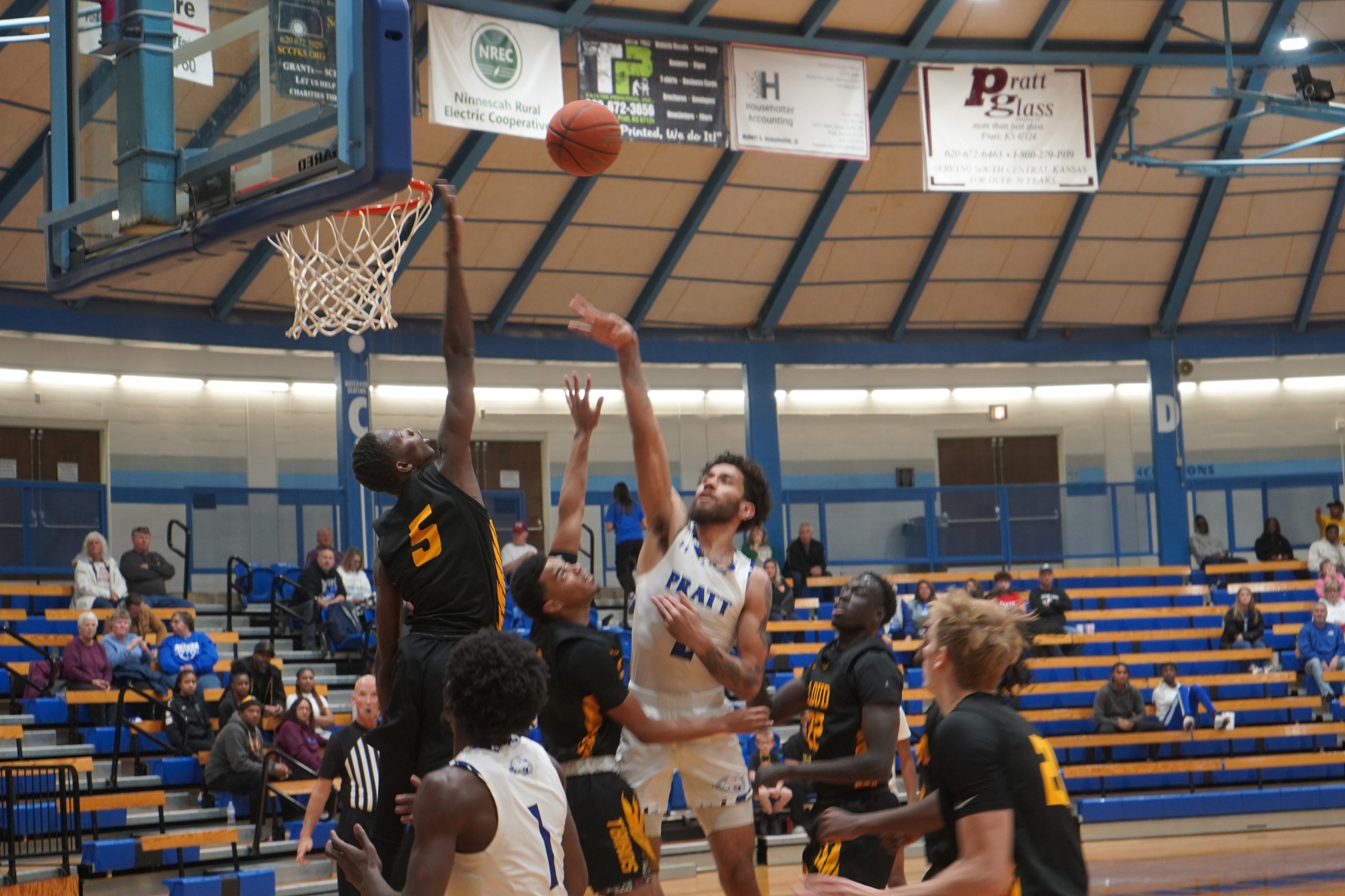 Beaver Men's Basketball Back in the Win Column at Cloud County