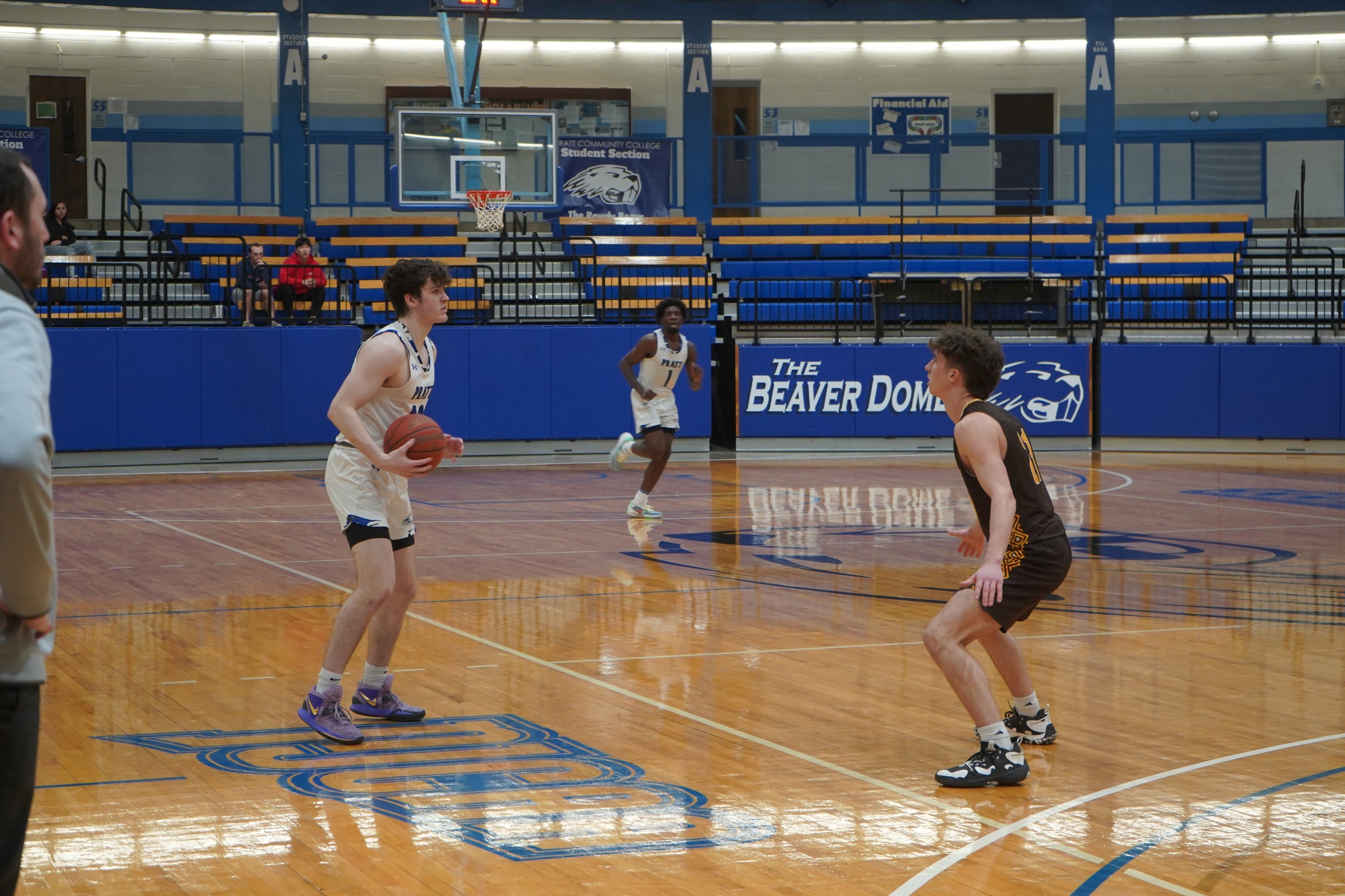 Men's Basketball Tips Off Season Against North Idaho