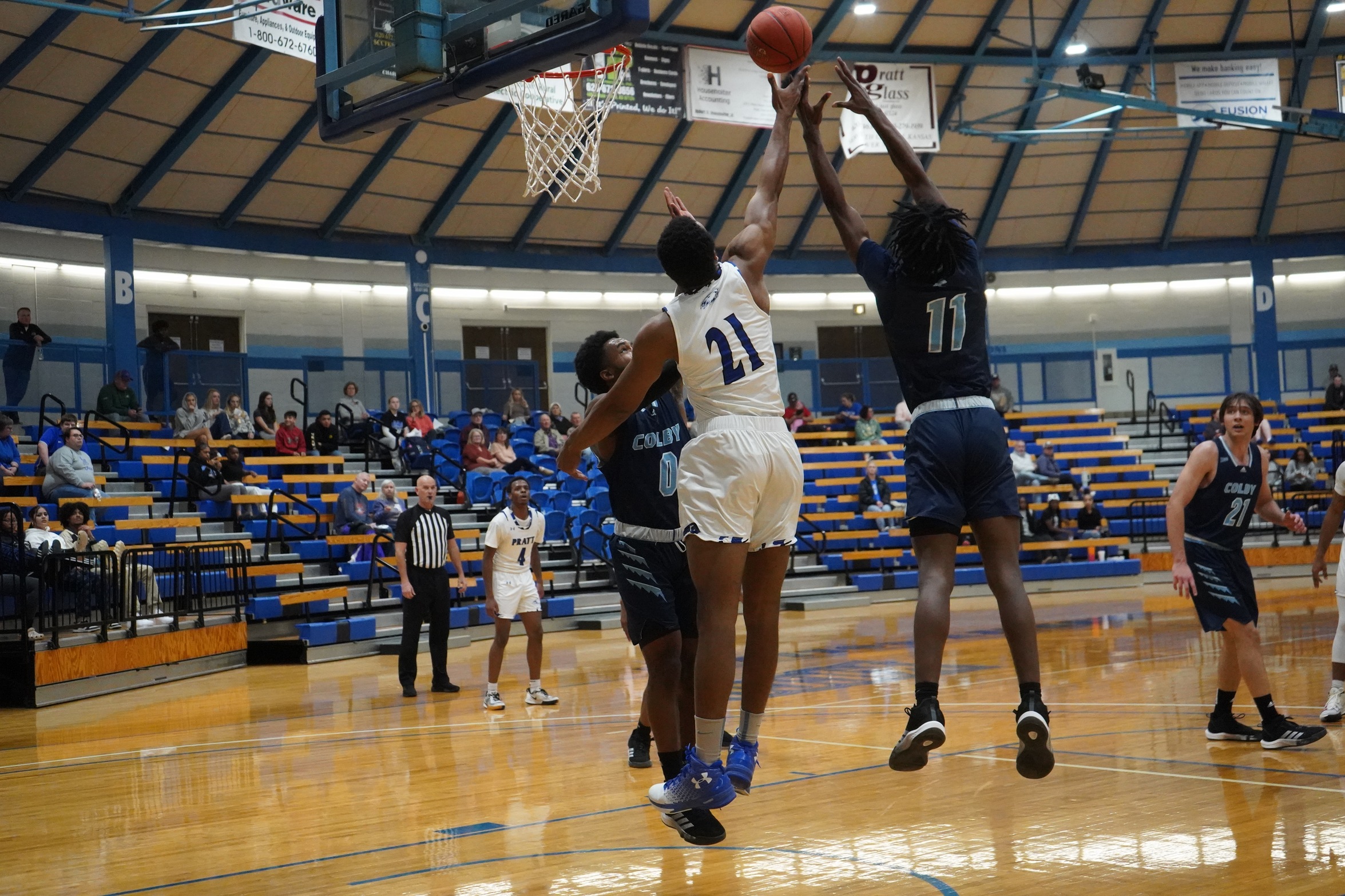 Beavers Finish Fall Semester with Third Win in Four Games