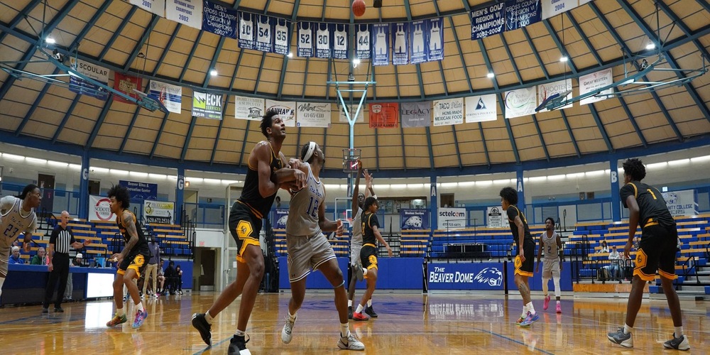 Beavers fall short against #24 Dodge City
