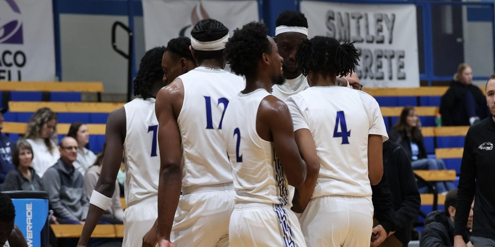 Beavers Season Ends in Loss at Hutchinson