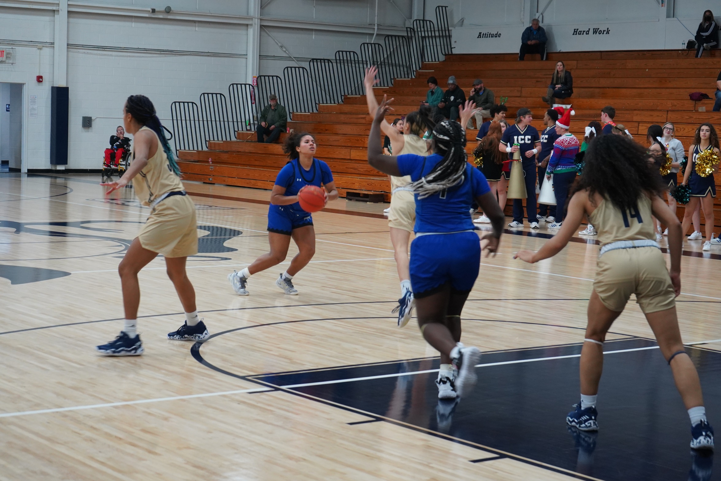 Beavers Give First Half Scare to Indy Pirates